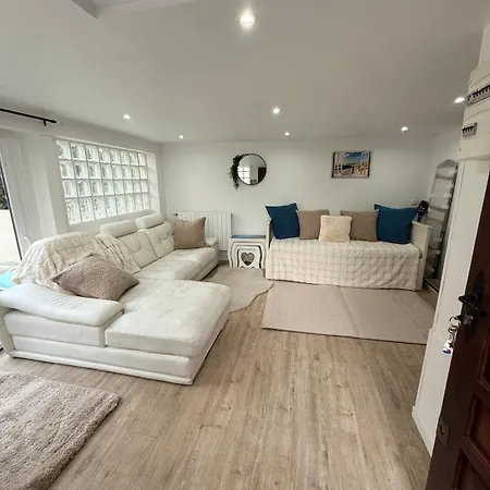 Famille 3m Apartamento Eaubonne